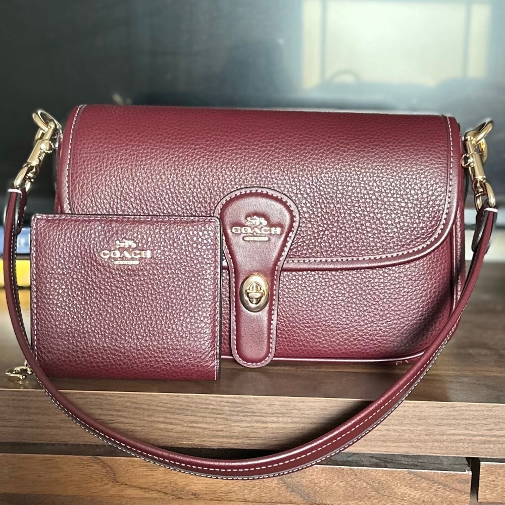 Hadley Shoulder Bag w/Matching Wallet